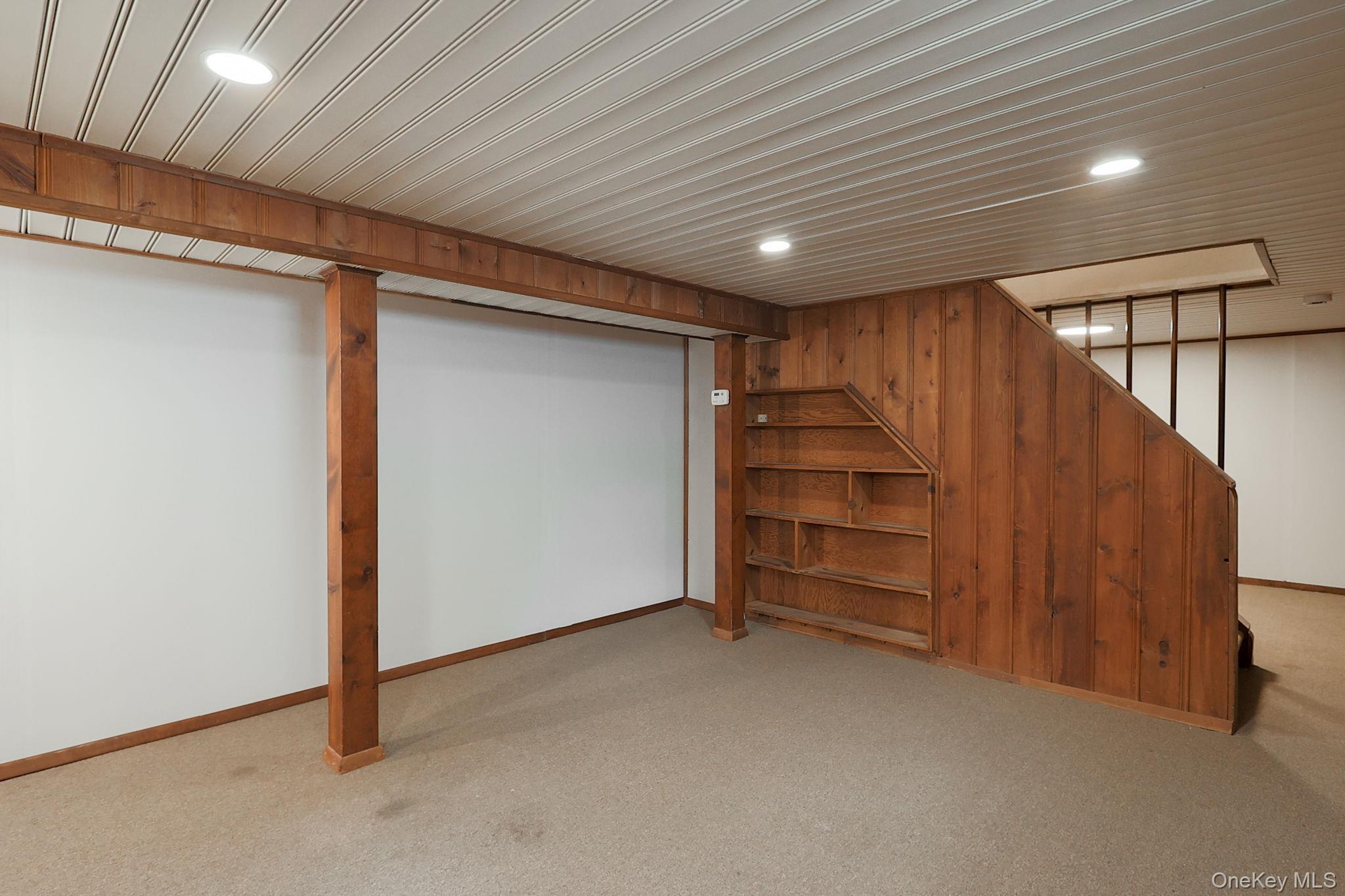 59 Wood Street, Unit 1st Floor photo 13
