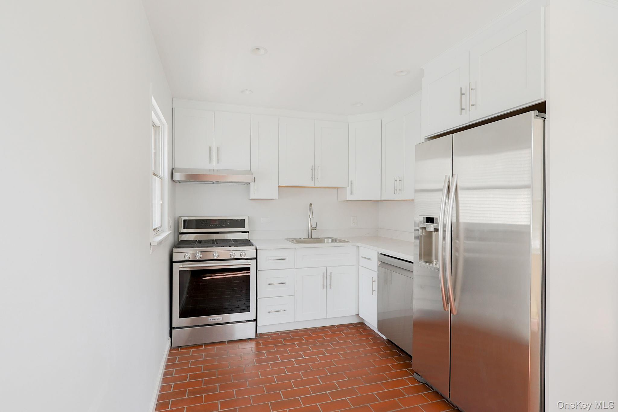 59 Wood Street, Unit 1st Floor photo 8
