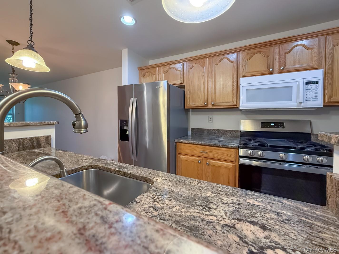 212 Viewpoint Terrace – For Rent photo 8