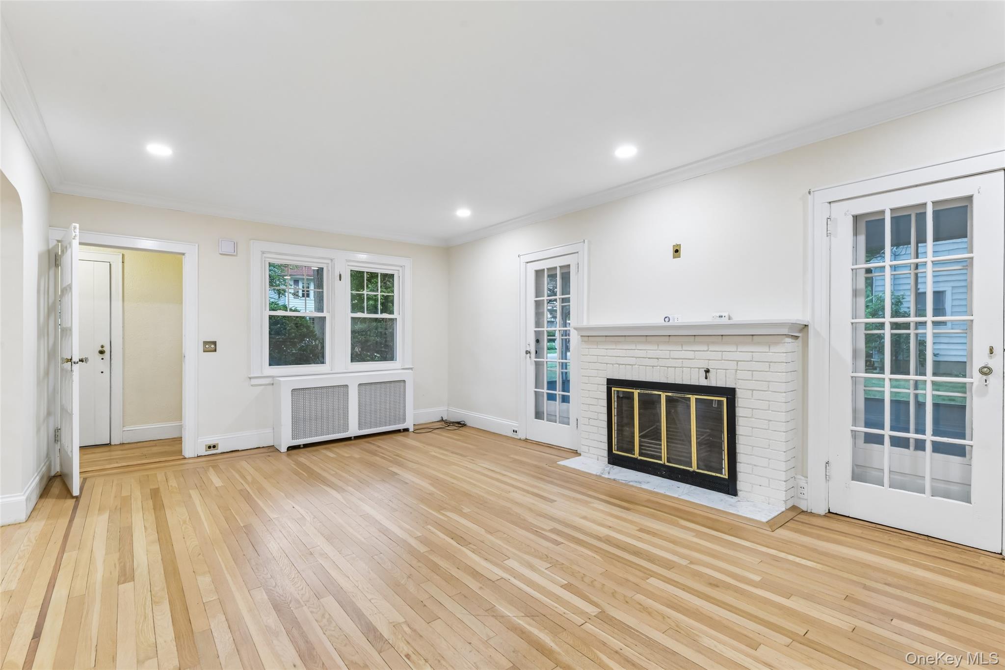 204 Auburn Street – For Sale photo 3