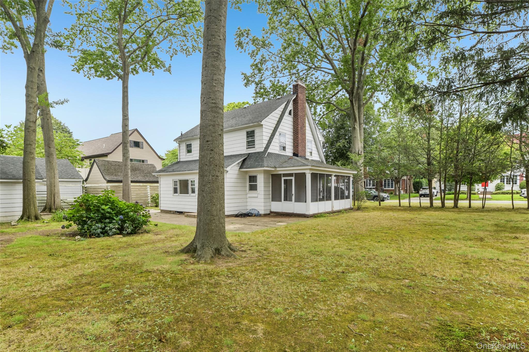 204 Auburn Street – For Sale photo 24