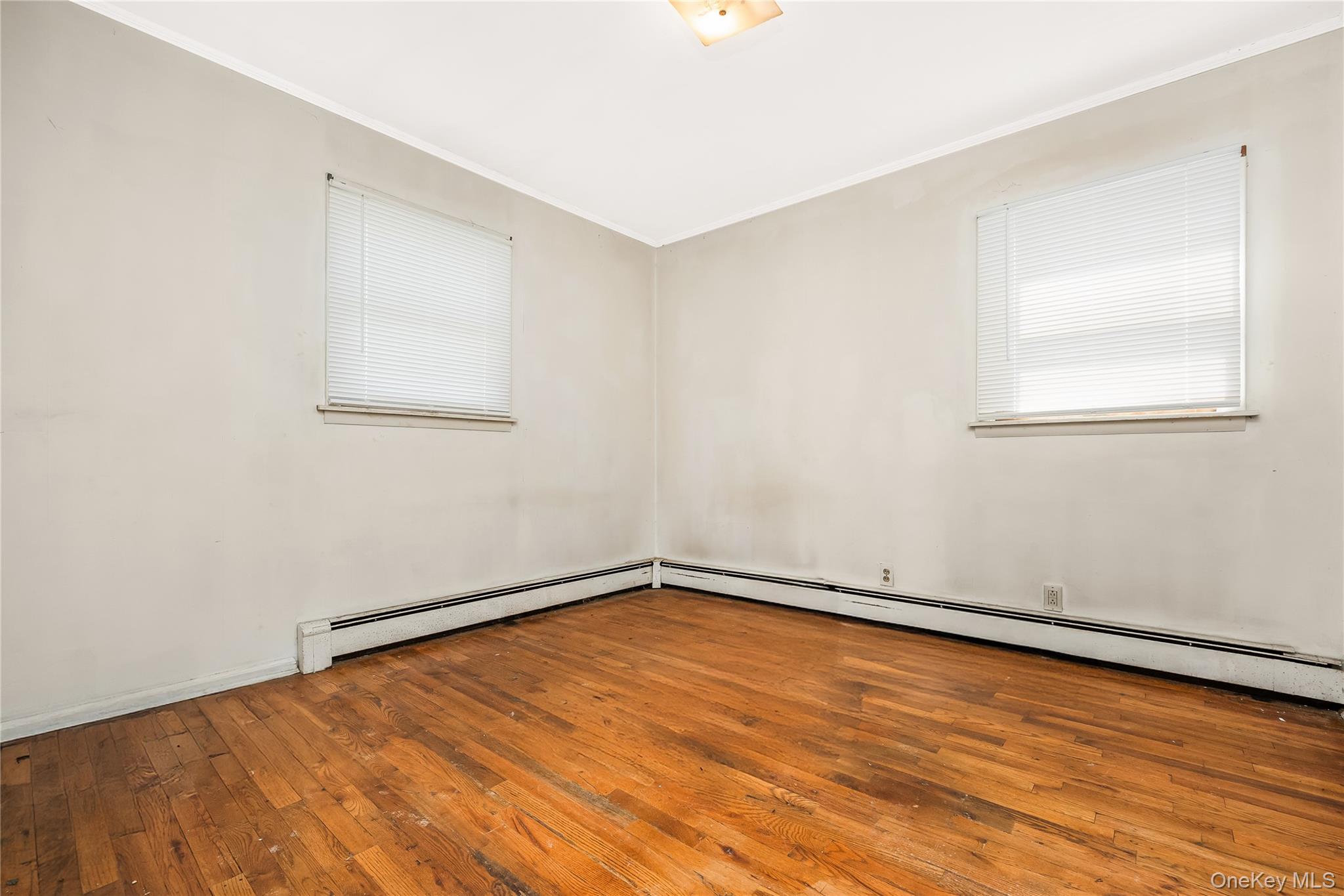 297 16th Street – For Sale photo 10
