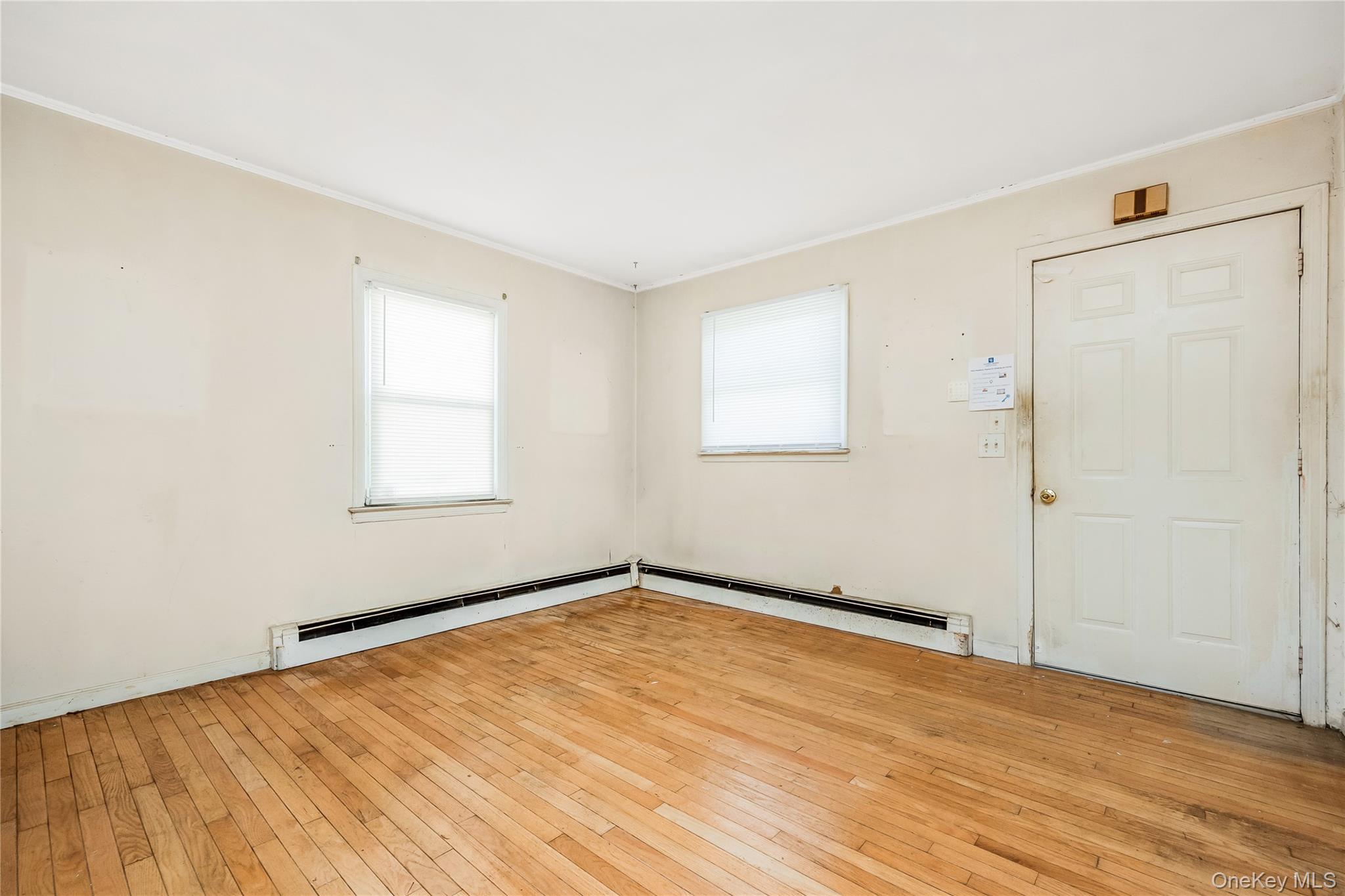 297 16th Street – For Sale photo 4
