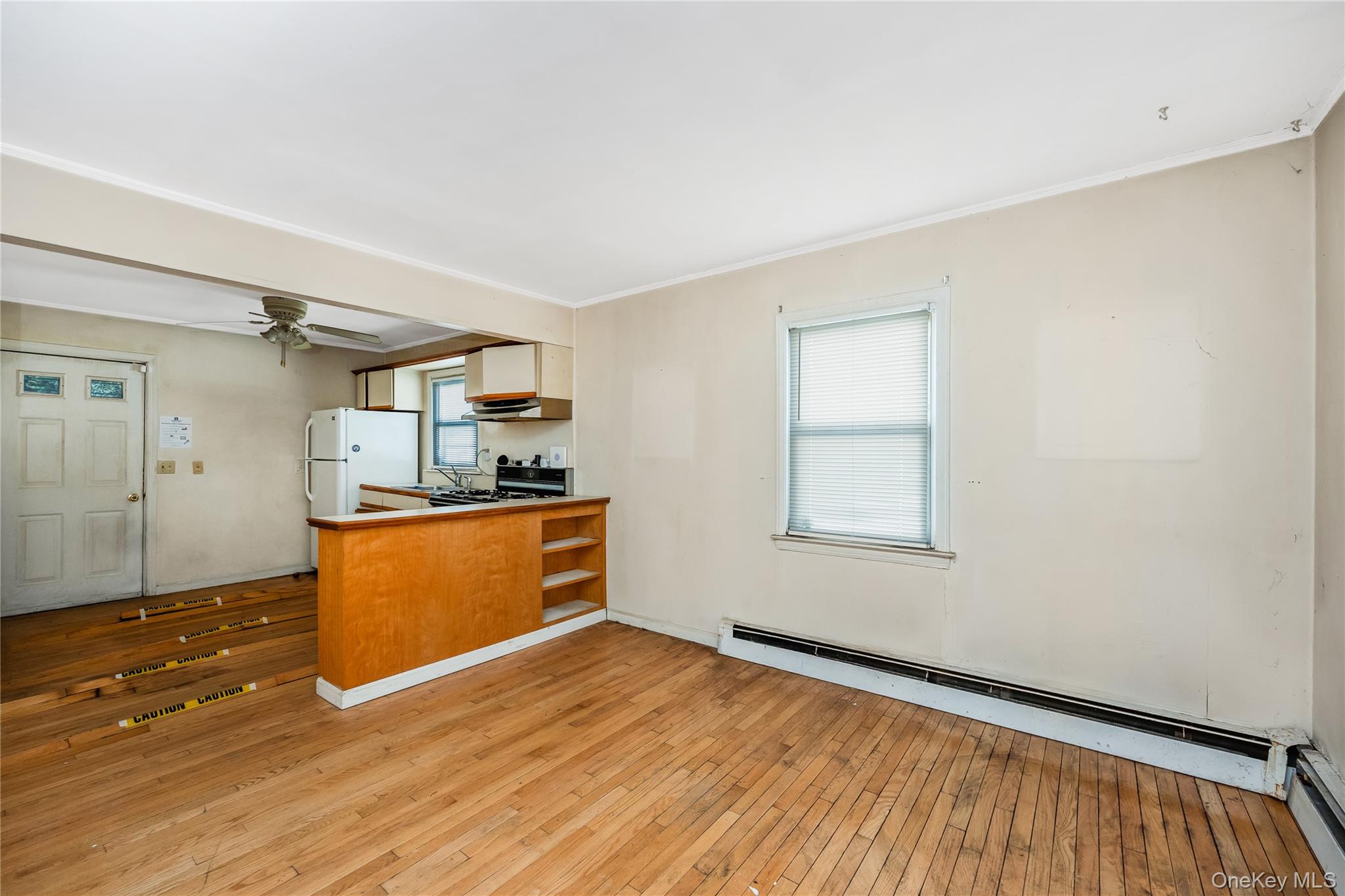 297 16th Street – For Sale photo 6