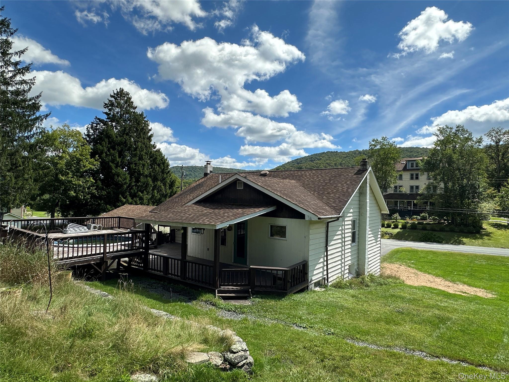 979 DeBruce Road – For Sale photo 10