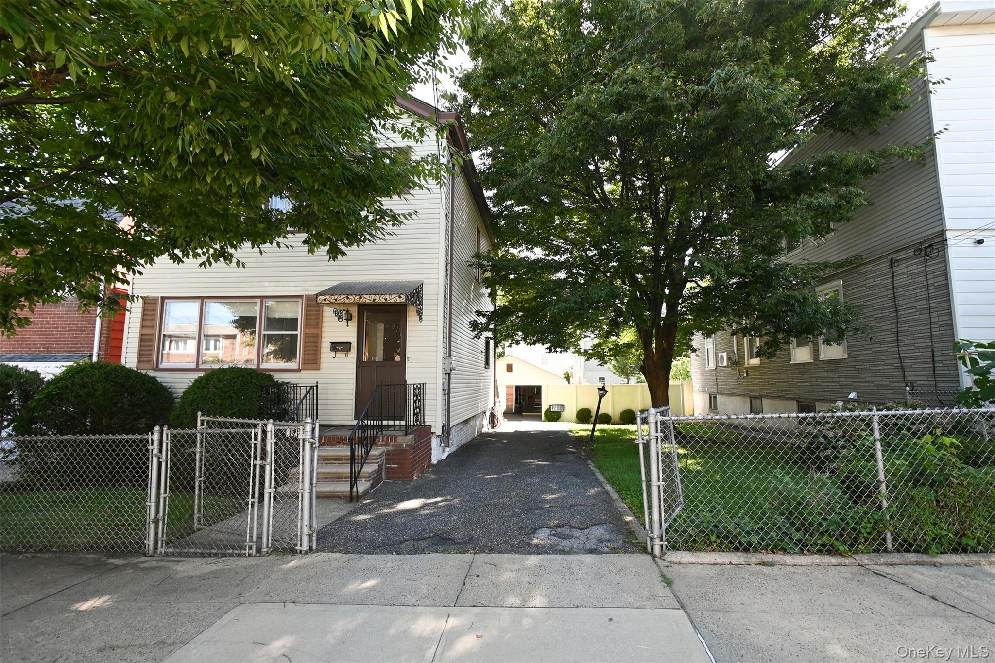1313 126th Street – For Sale