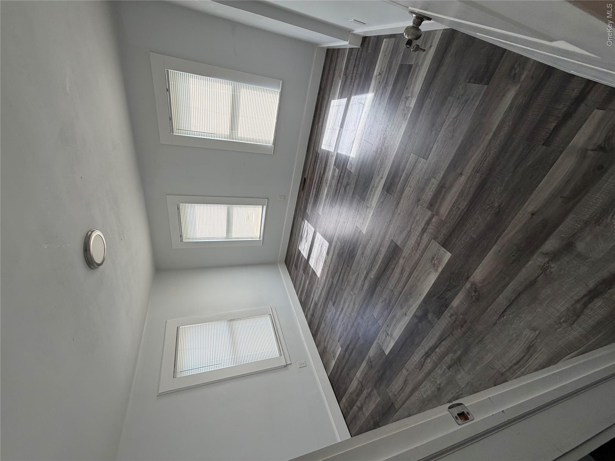 91 River Avenue – For Rent photo 5
