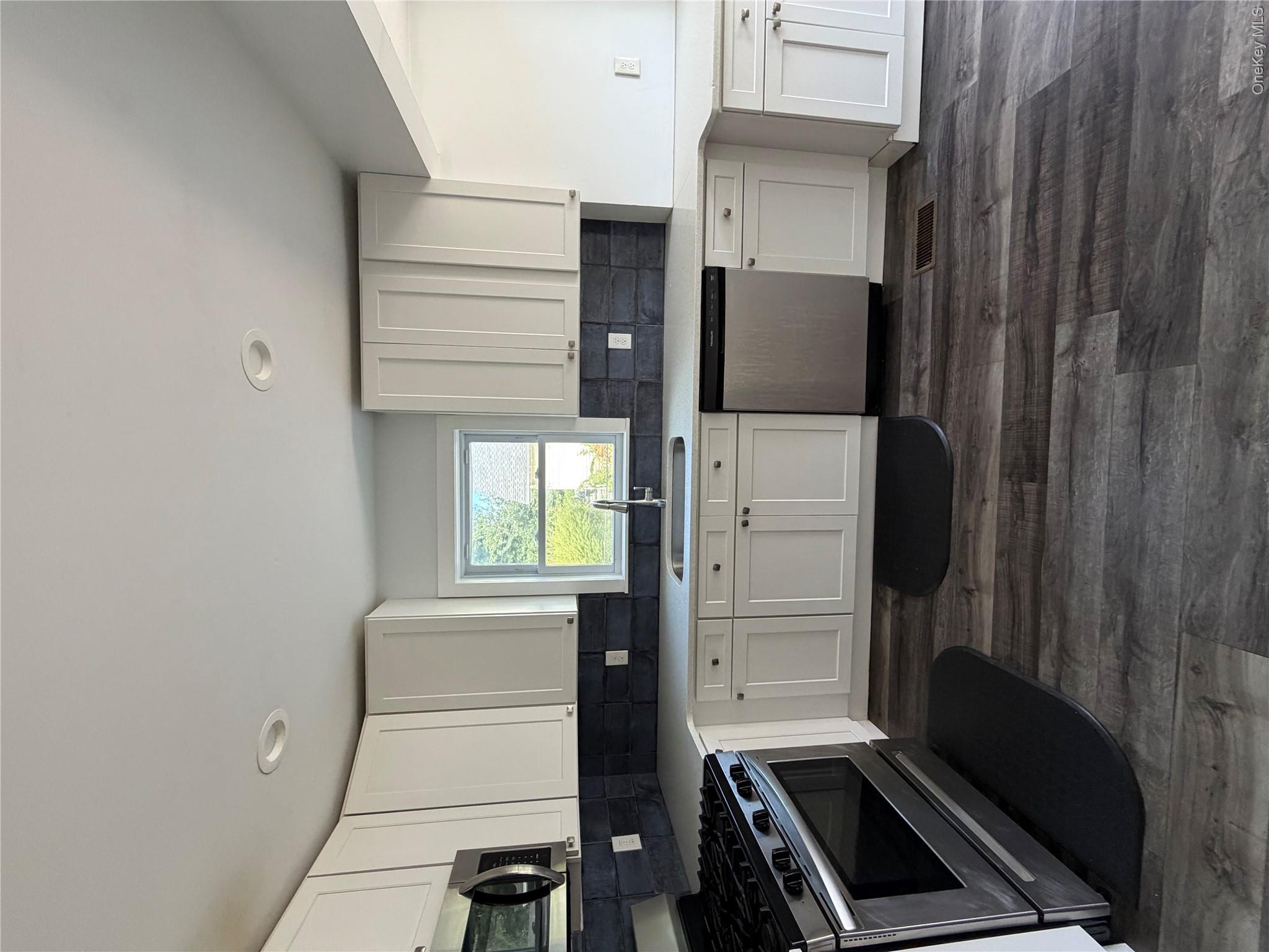 91 River Avenue – For Rent photo 9