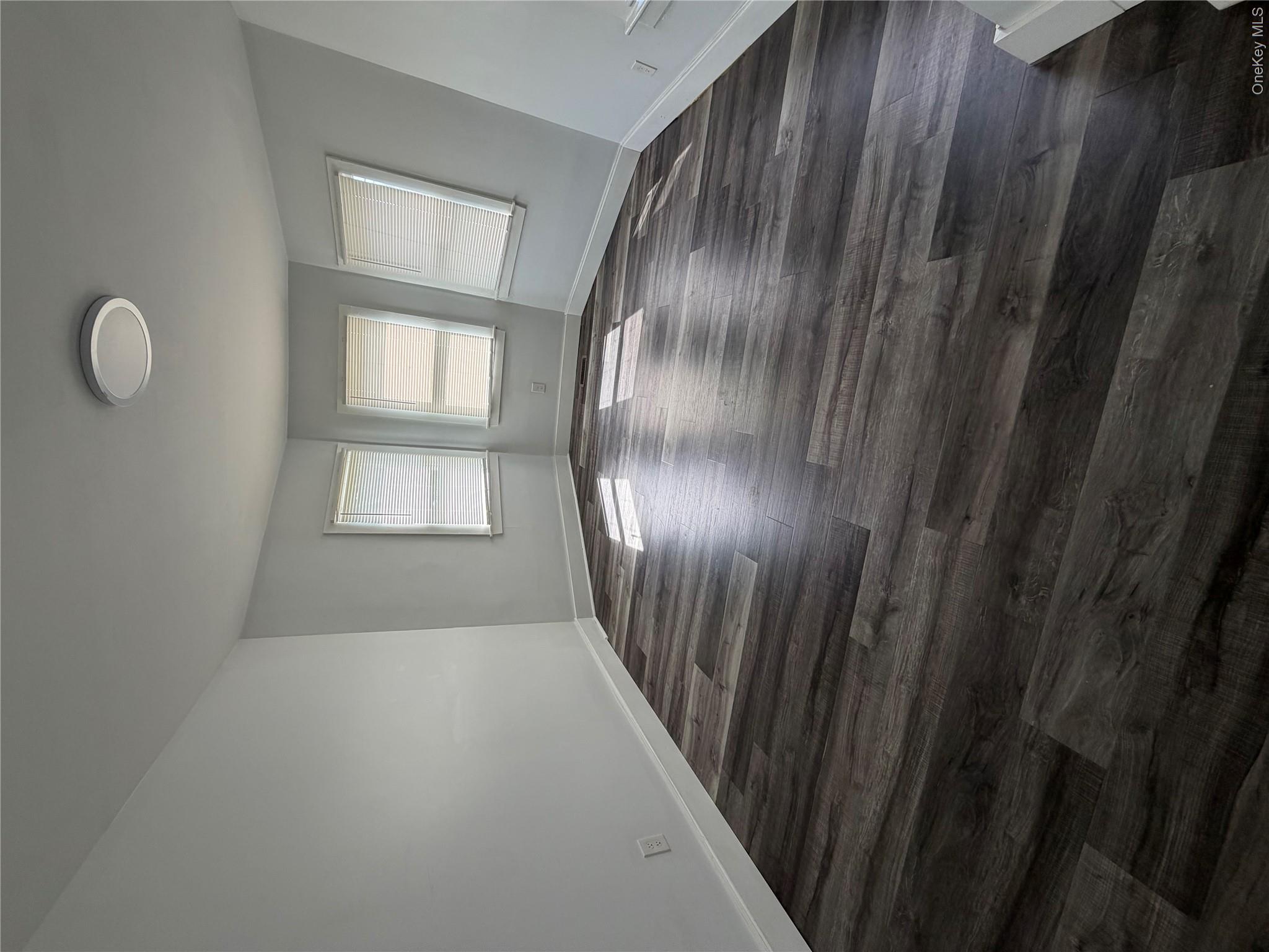 91 River Avenue – For Rent photo 4