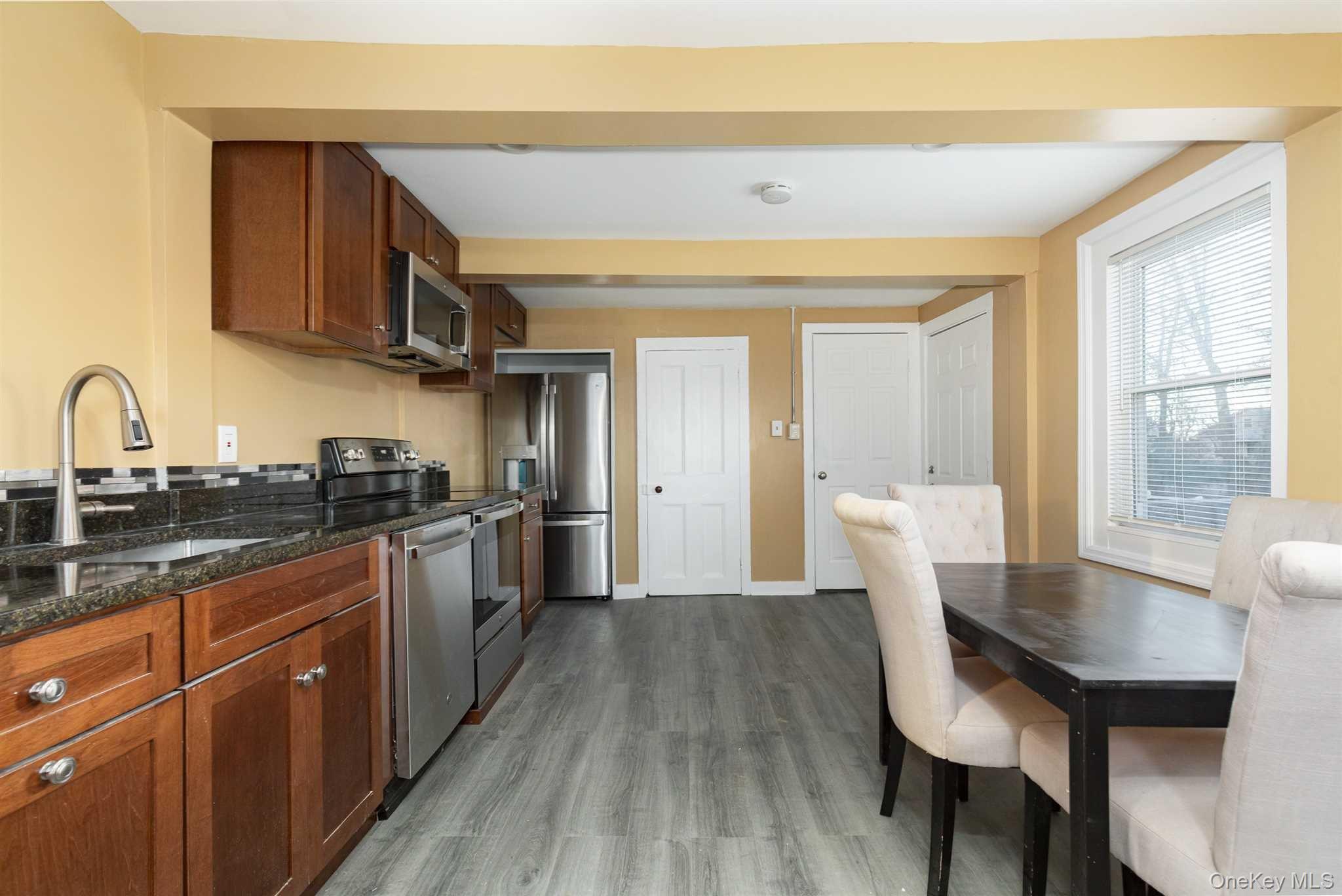 90 S HAMILTON Street – For Rent photo 4