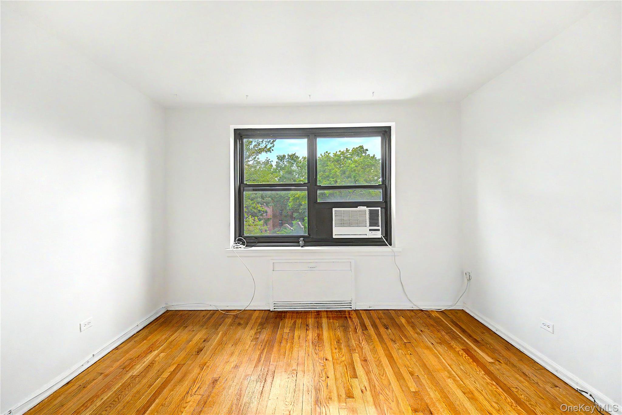 7508 Bell Boulevard, Unit 3L photo 8