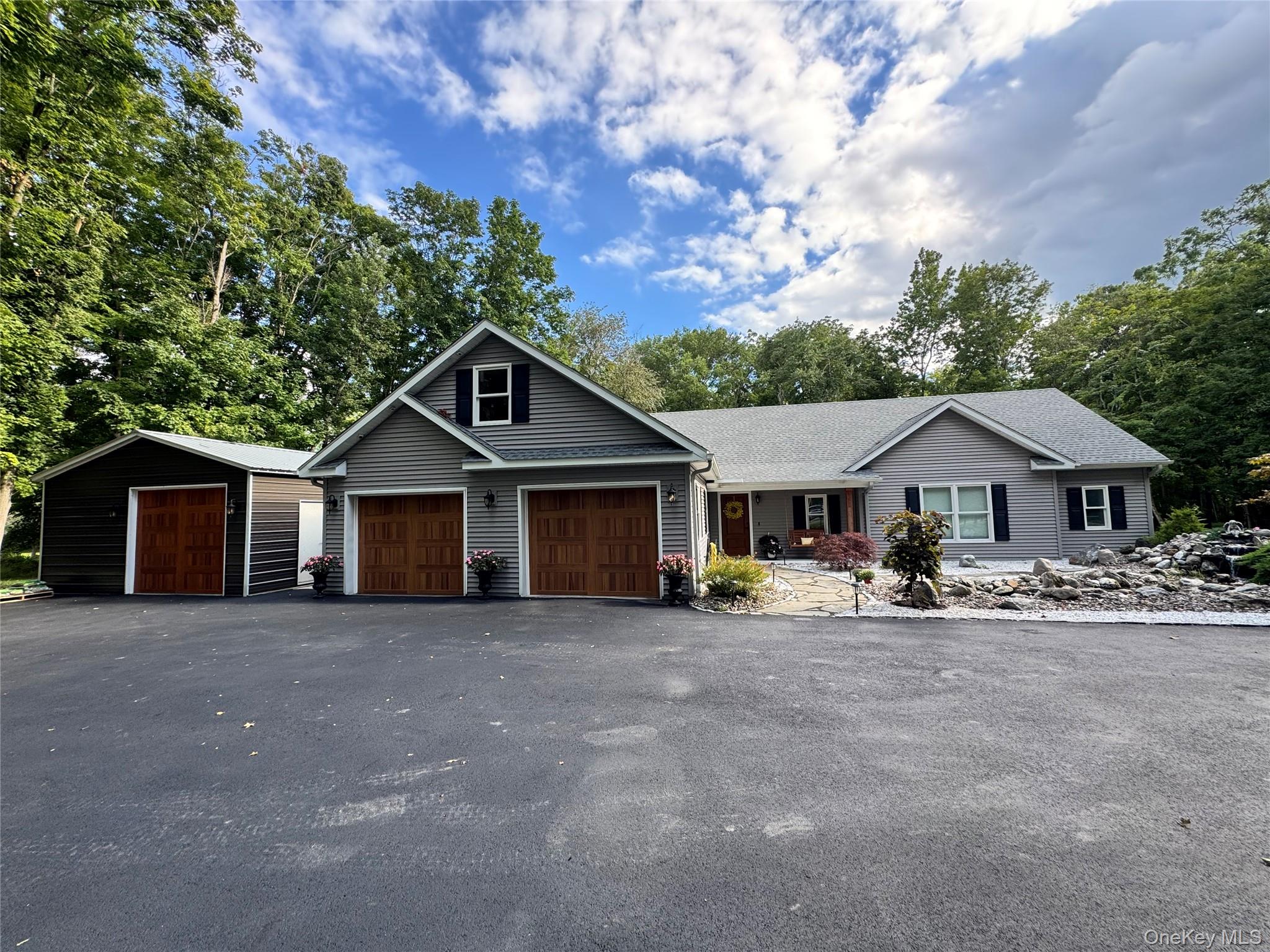 1440 E Noxon Road – For Sale