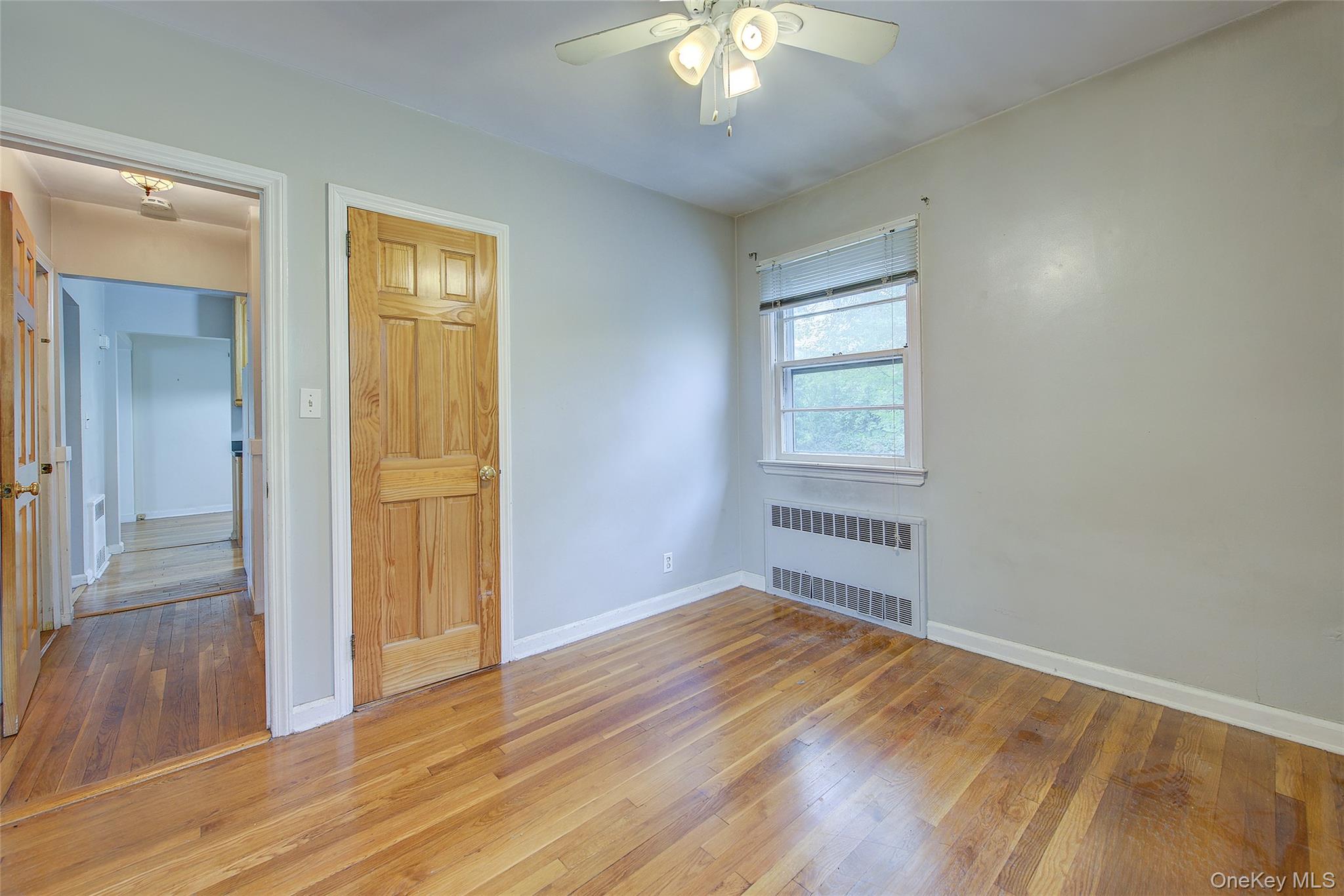 26-20 210th Place – For Sale photo 12