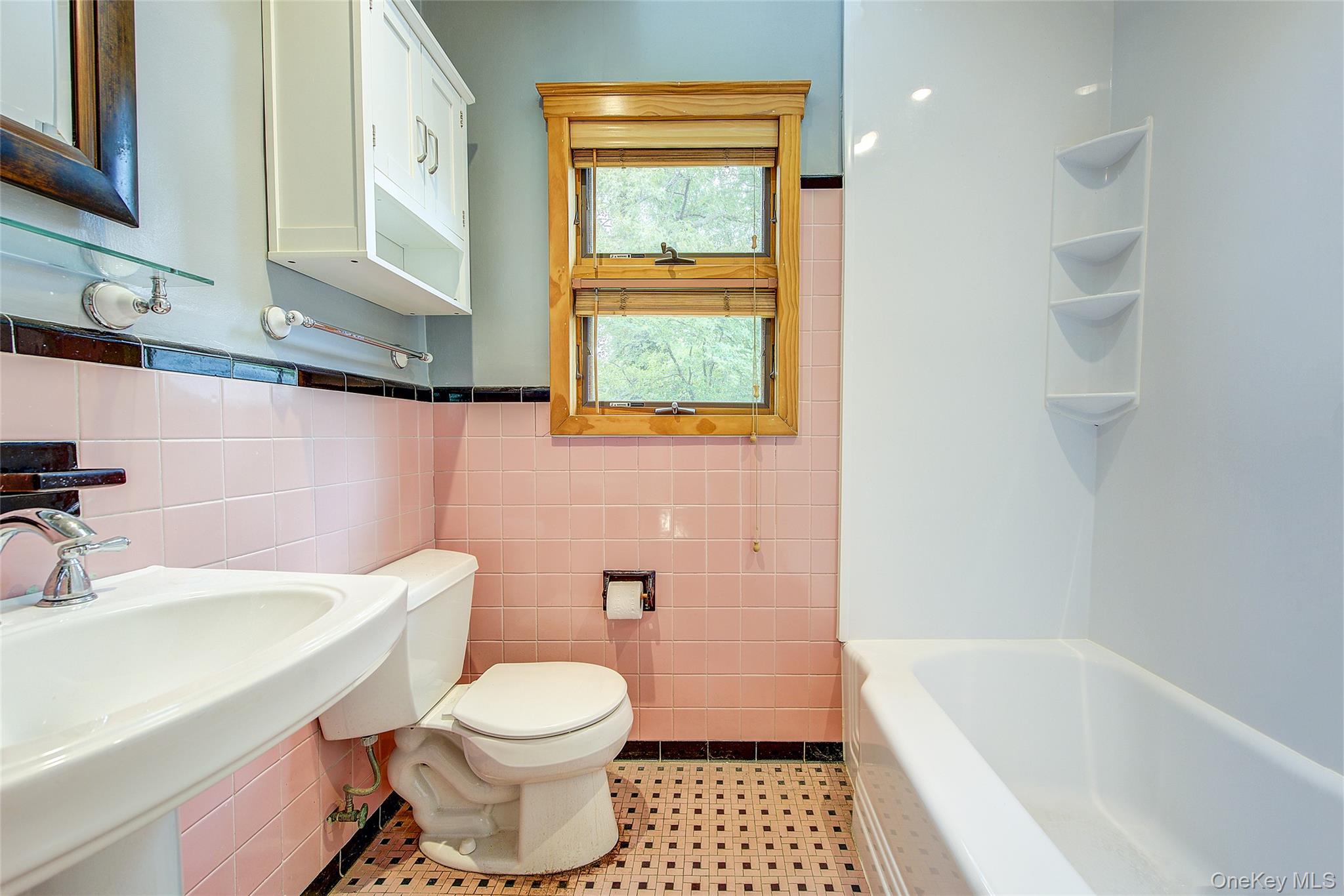 26-20 210th Place – For Sale photo 11