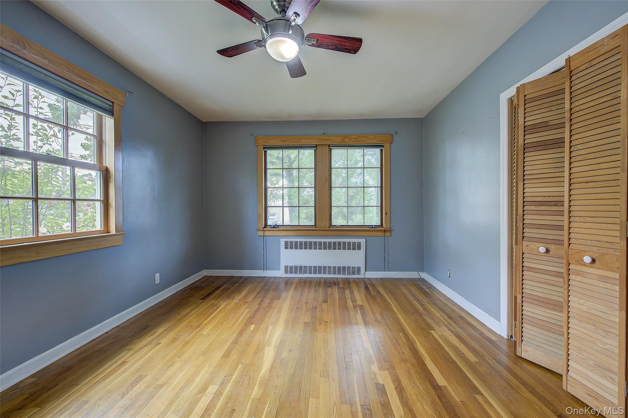 26-20 210th Place – For Sale photo 16