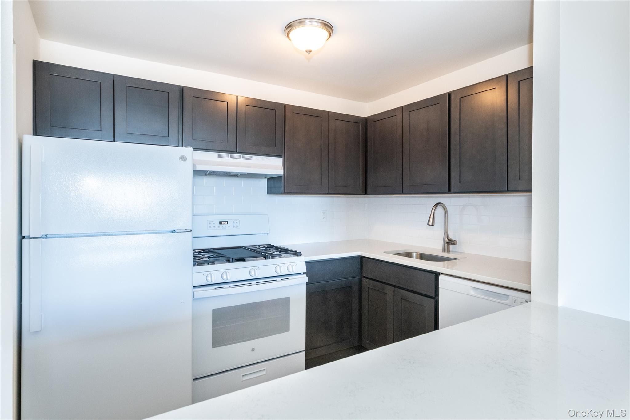 7 Lake Street, Unit 3-C photo 12