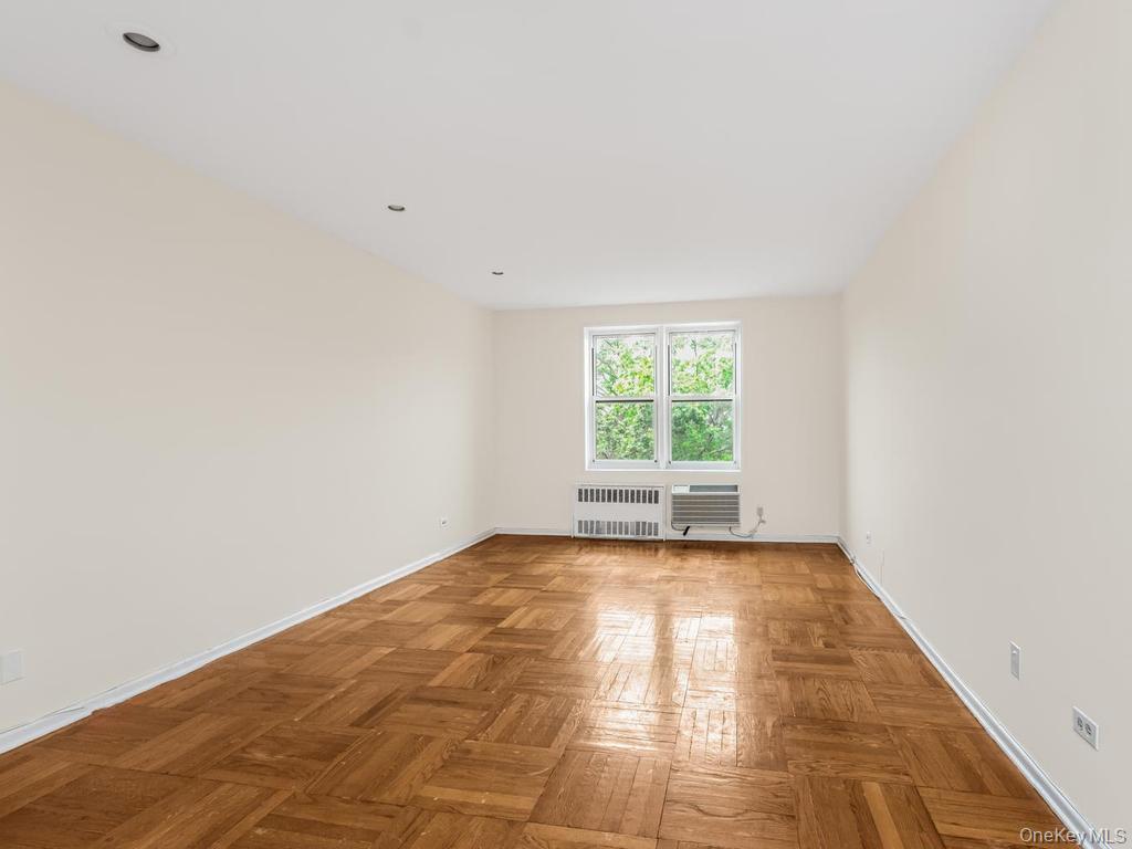 3901 Independence Avenue, Unit 6H photo 3