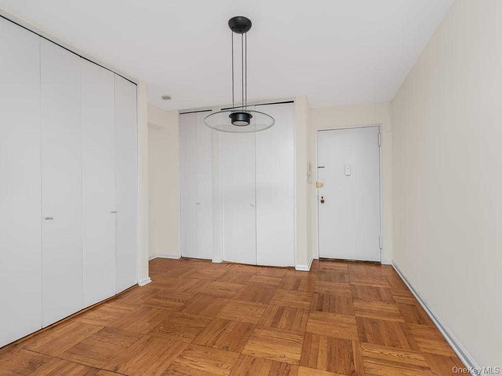 3901 Independence Avenue, Unit 6H photo 2