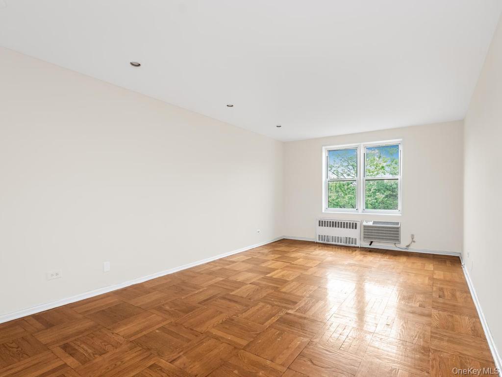 3901 Independence Avenue, Unit 6H photo 8