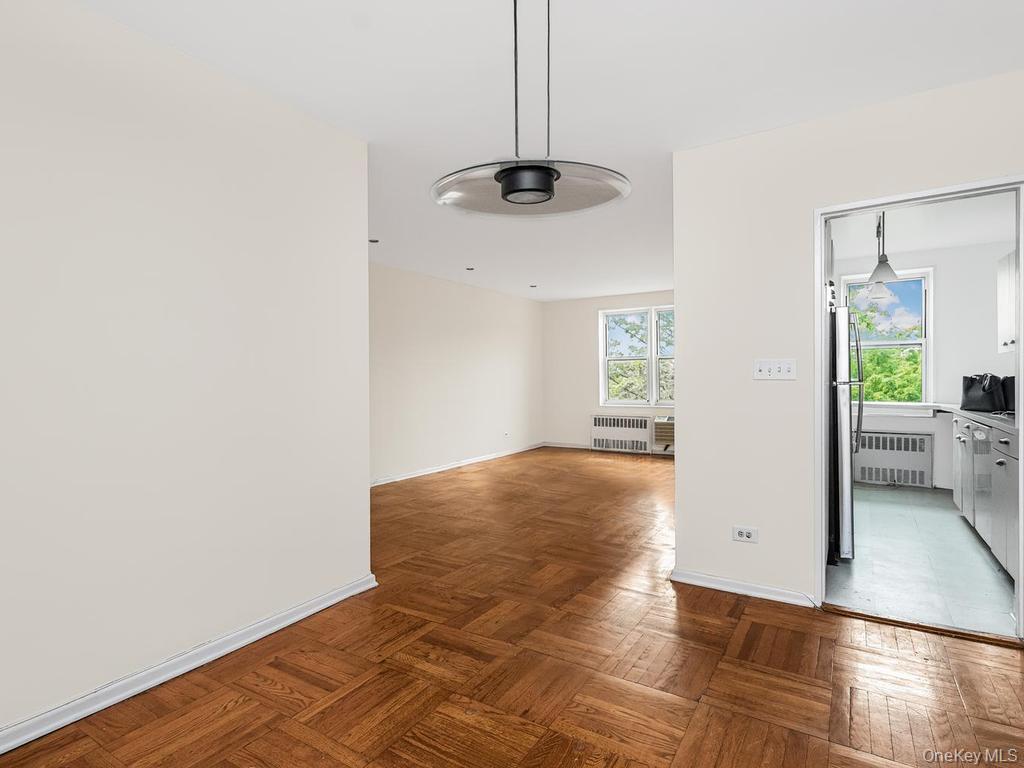 3901 Independence Avenue, Unit 6H