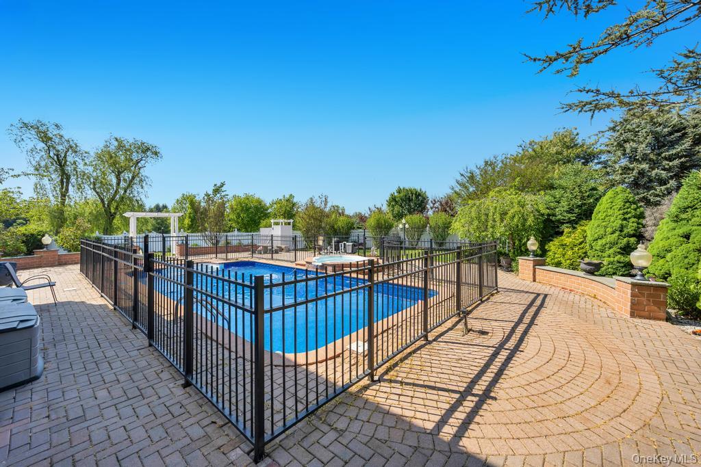 2 Old Bridge Court – For Sale photo 47