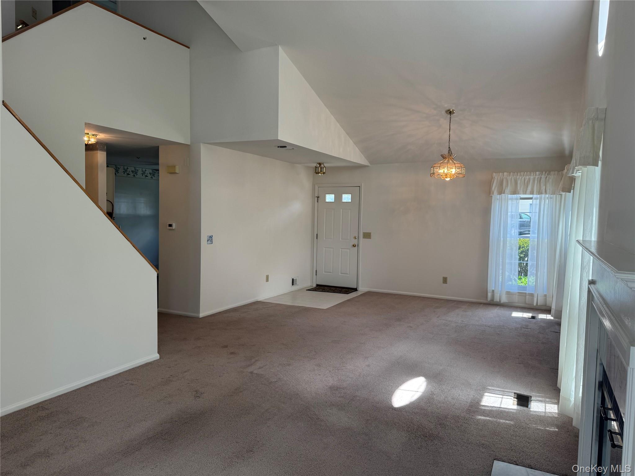 24 Olde Wagon Road – For Rent photo 13