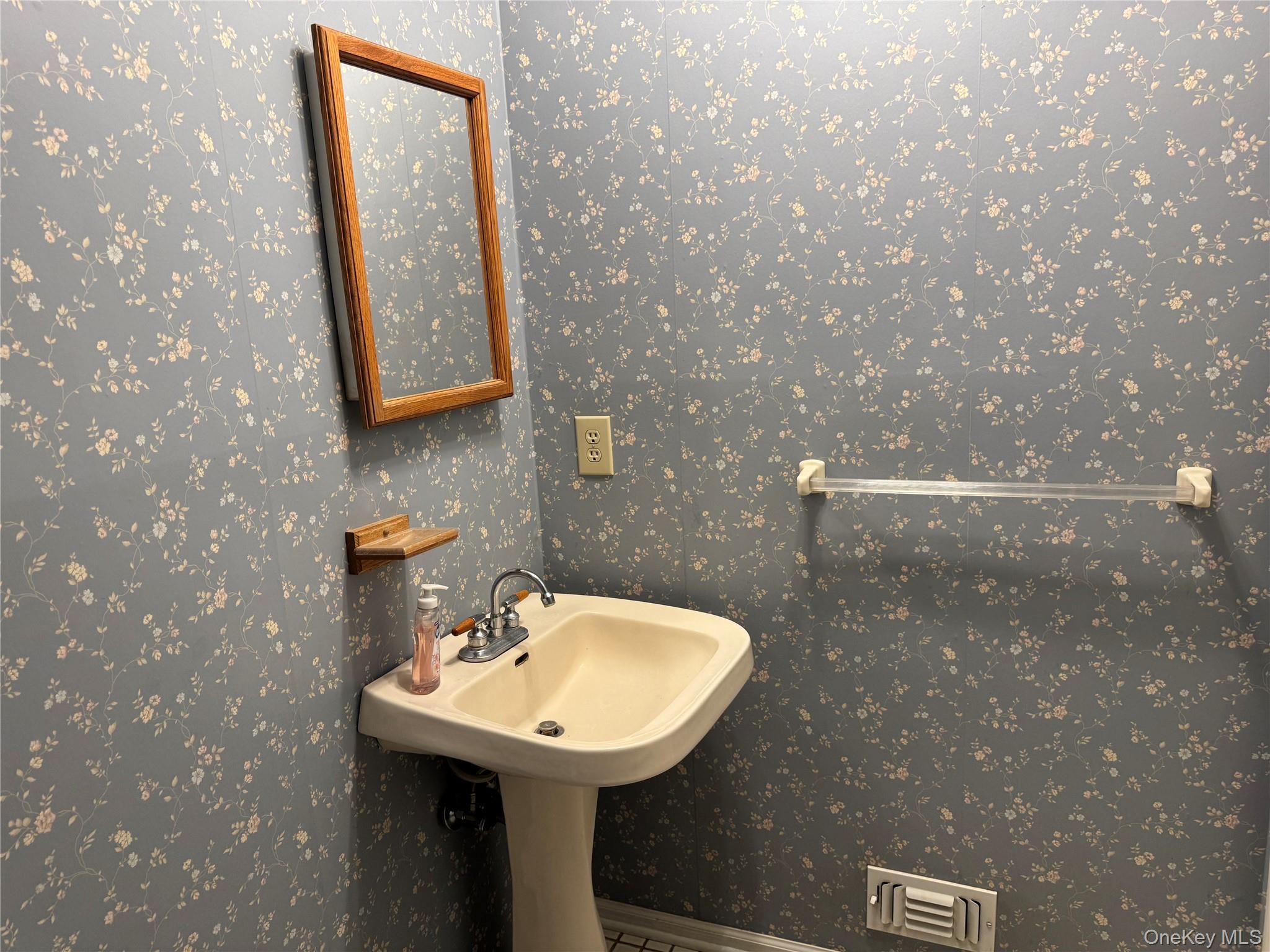 24 Olde Wagon Road – For Rent photo 5