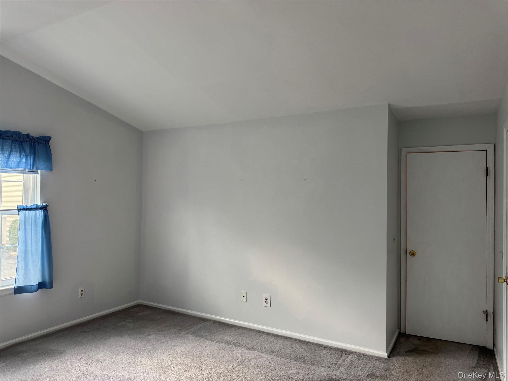 24 Olde Wagon Road – For Rent photo 39