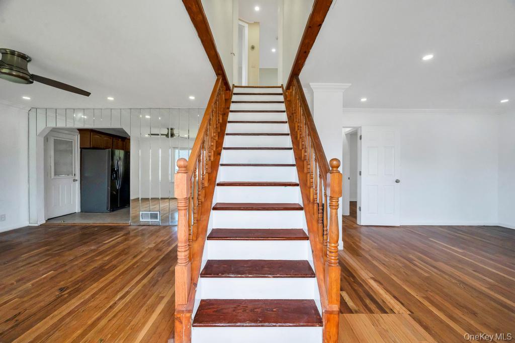 15 Farm Lane – For Sale photo 4