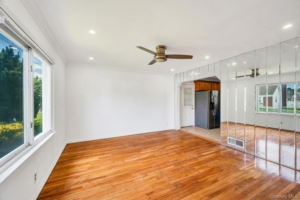 15 Farm Lane – For Sale photo 5