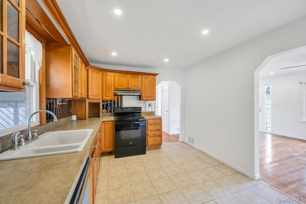 15 Farm Lane – For Sale photo 8