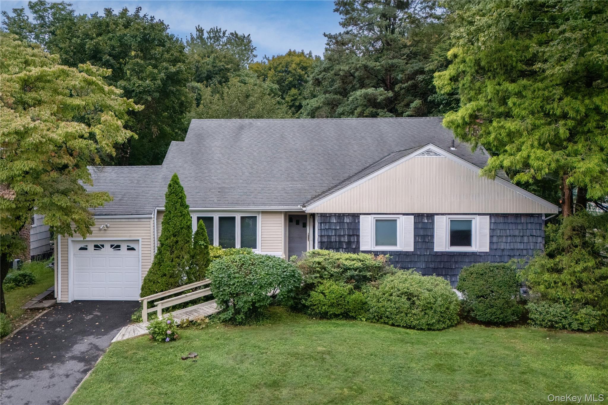 38 Beverly Road – For Sale