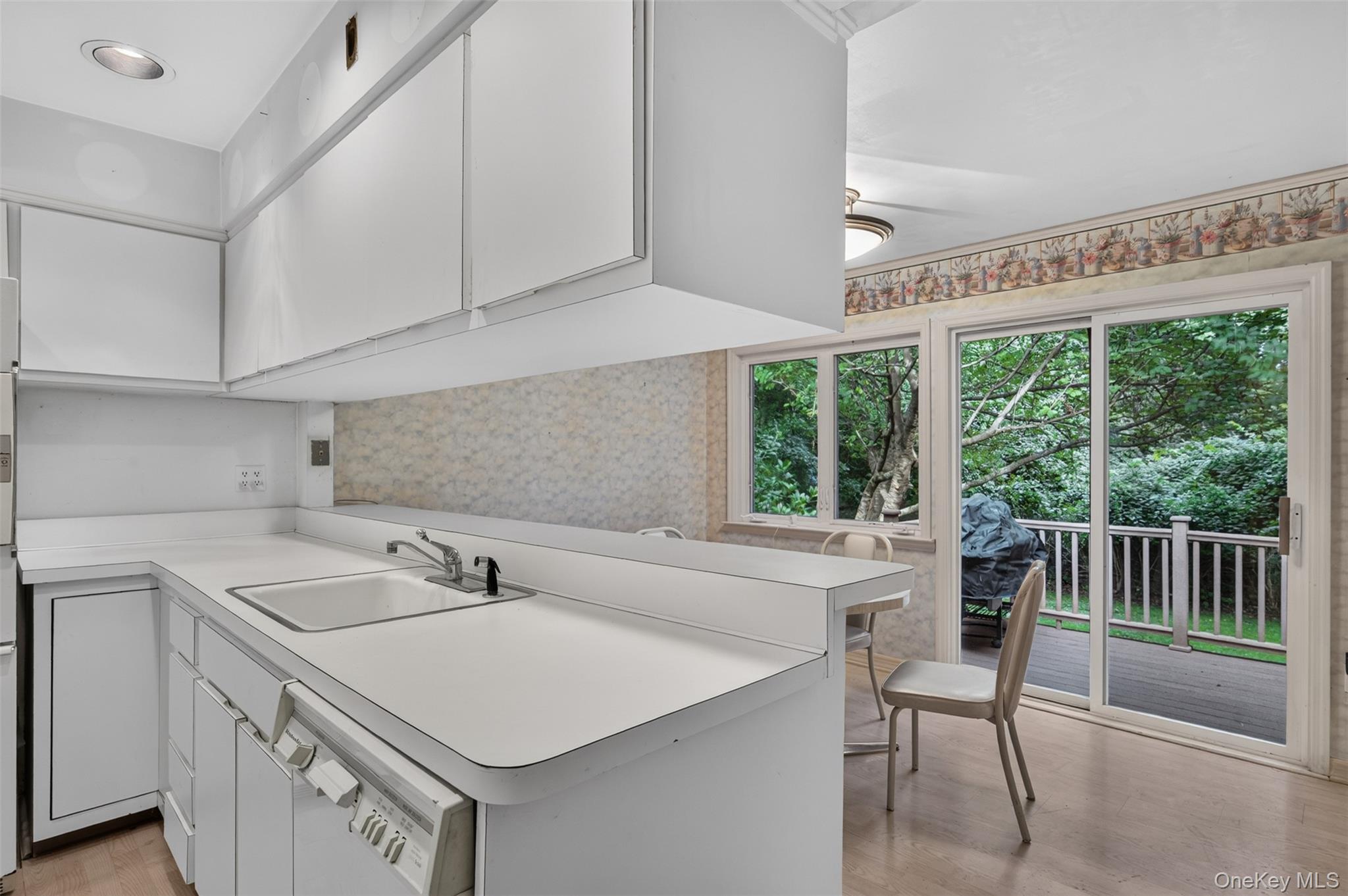 38 Beverly Road – For Sale photo 16