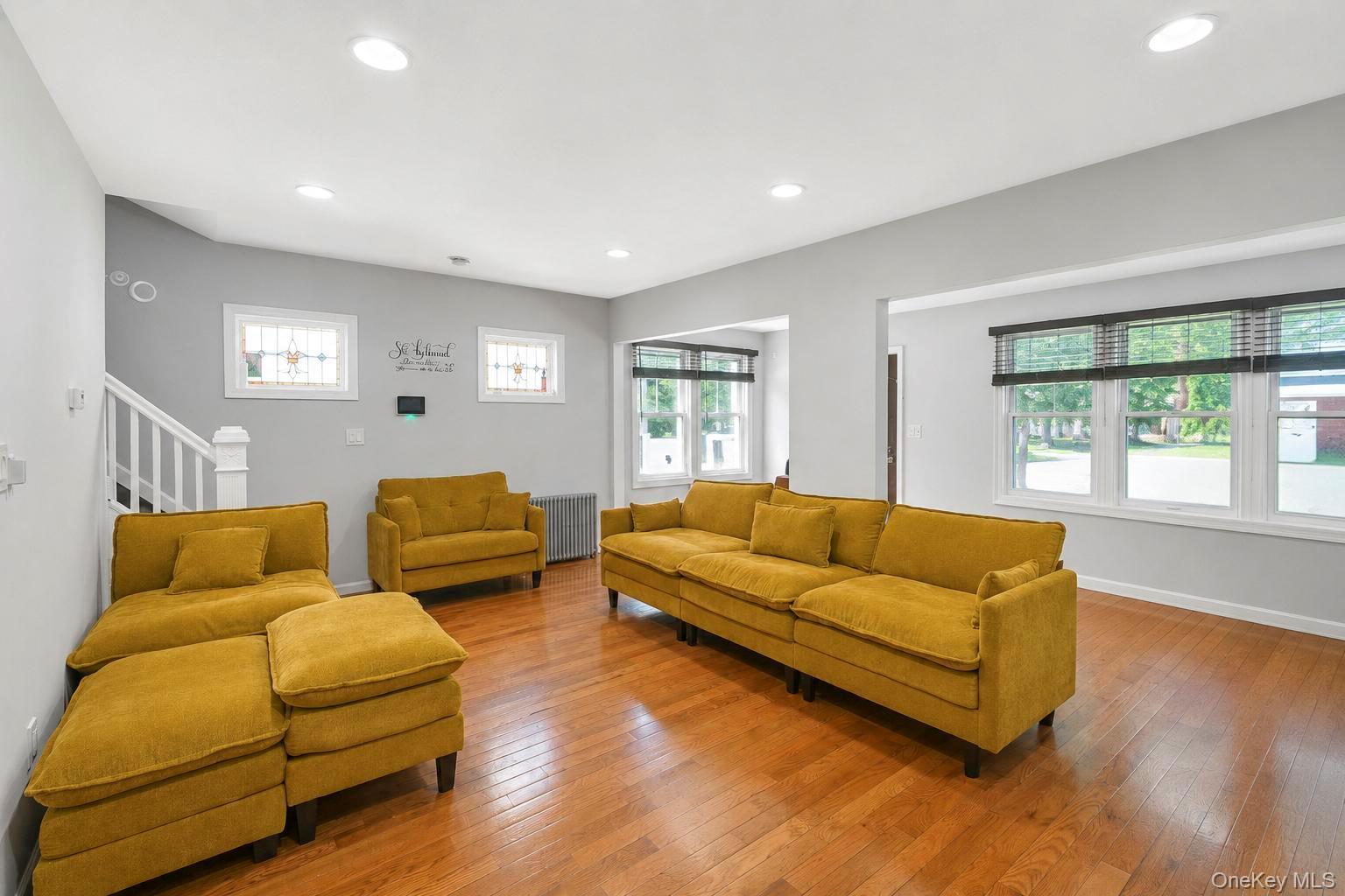 112-38 200th Street – For Sale photo 6