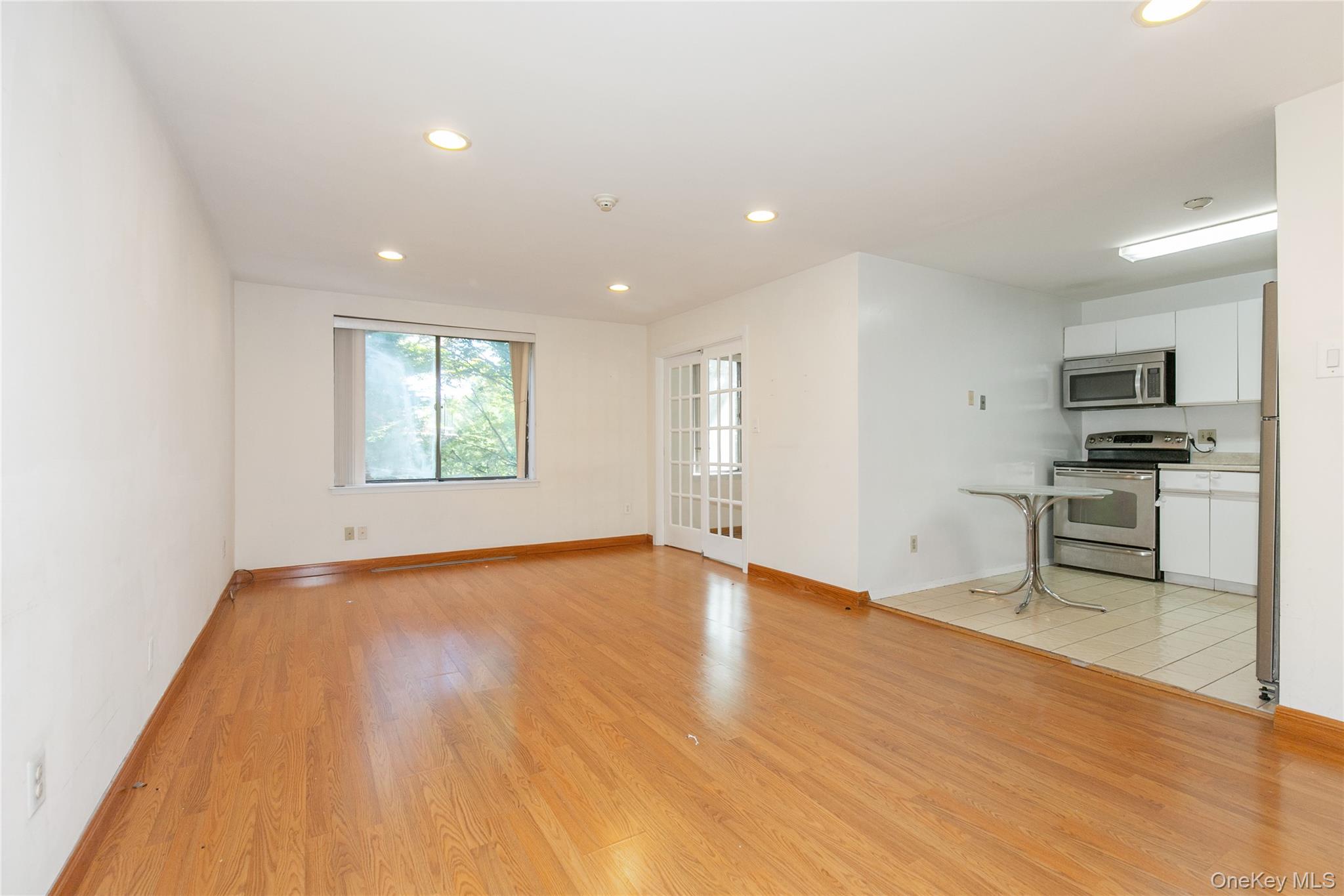 1 Ipswich Avenue – For Rent photo 6