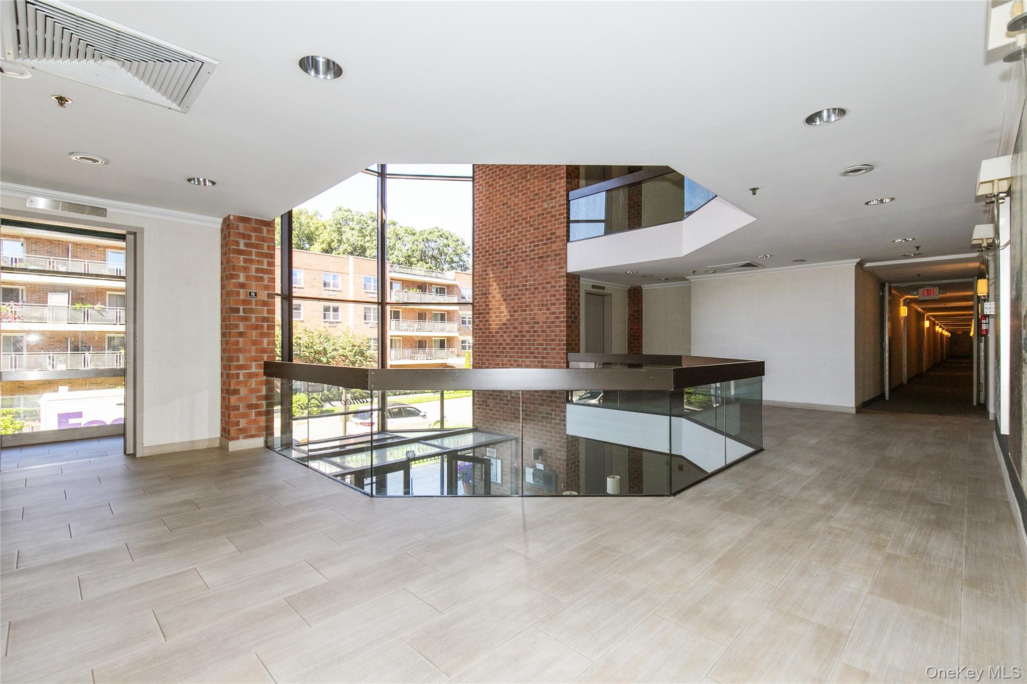 1 Ipswich Avenue – For Rent photo 4