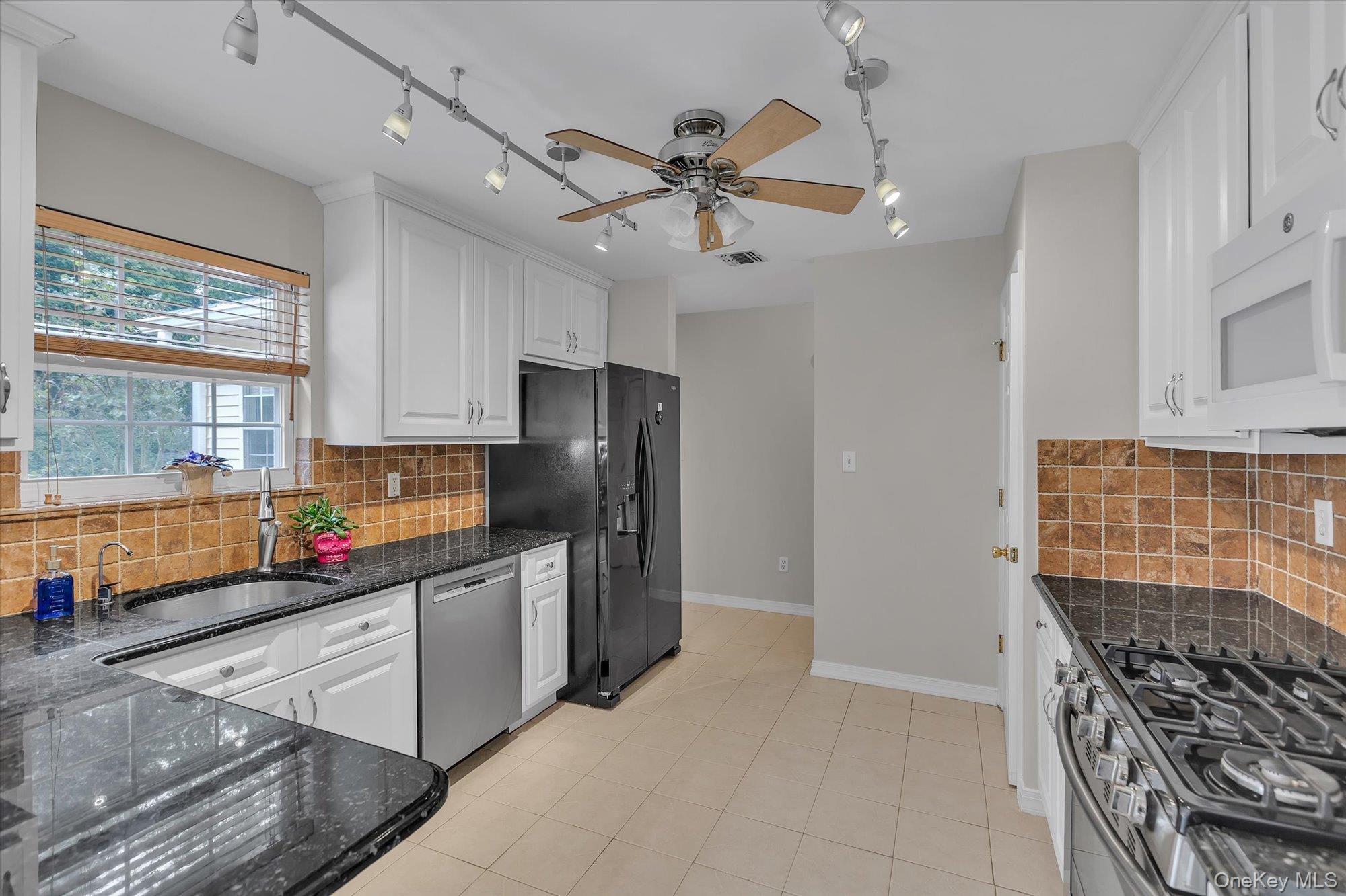 403 Winged Foot Way – For Sale photo 13