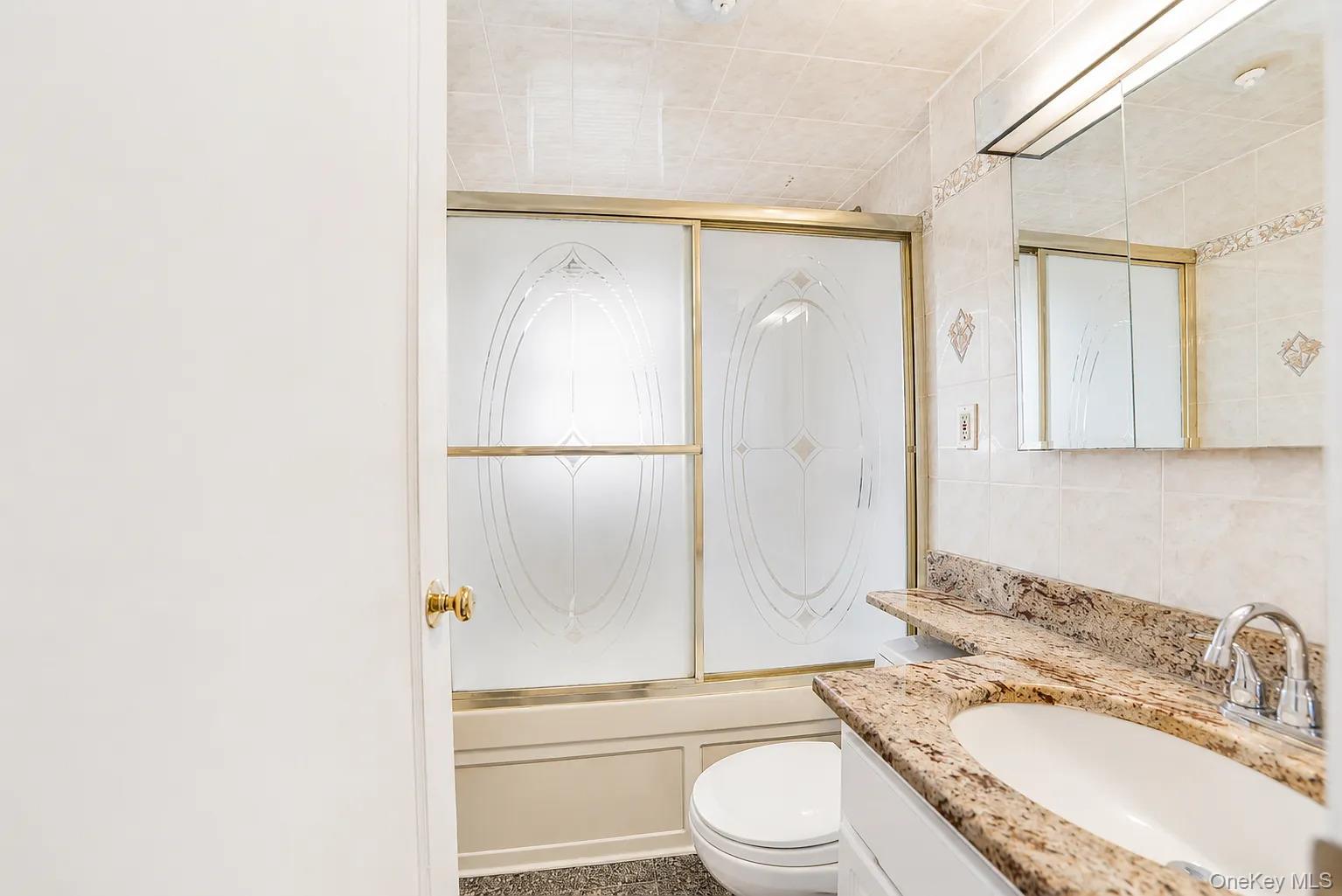 1042 N 7th Street – For Rent photo 8