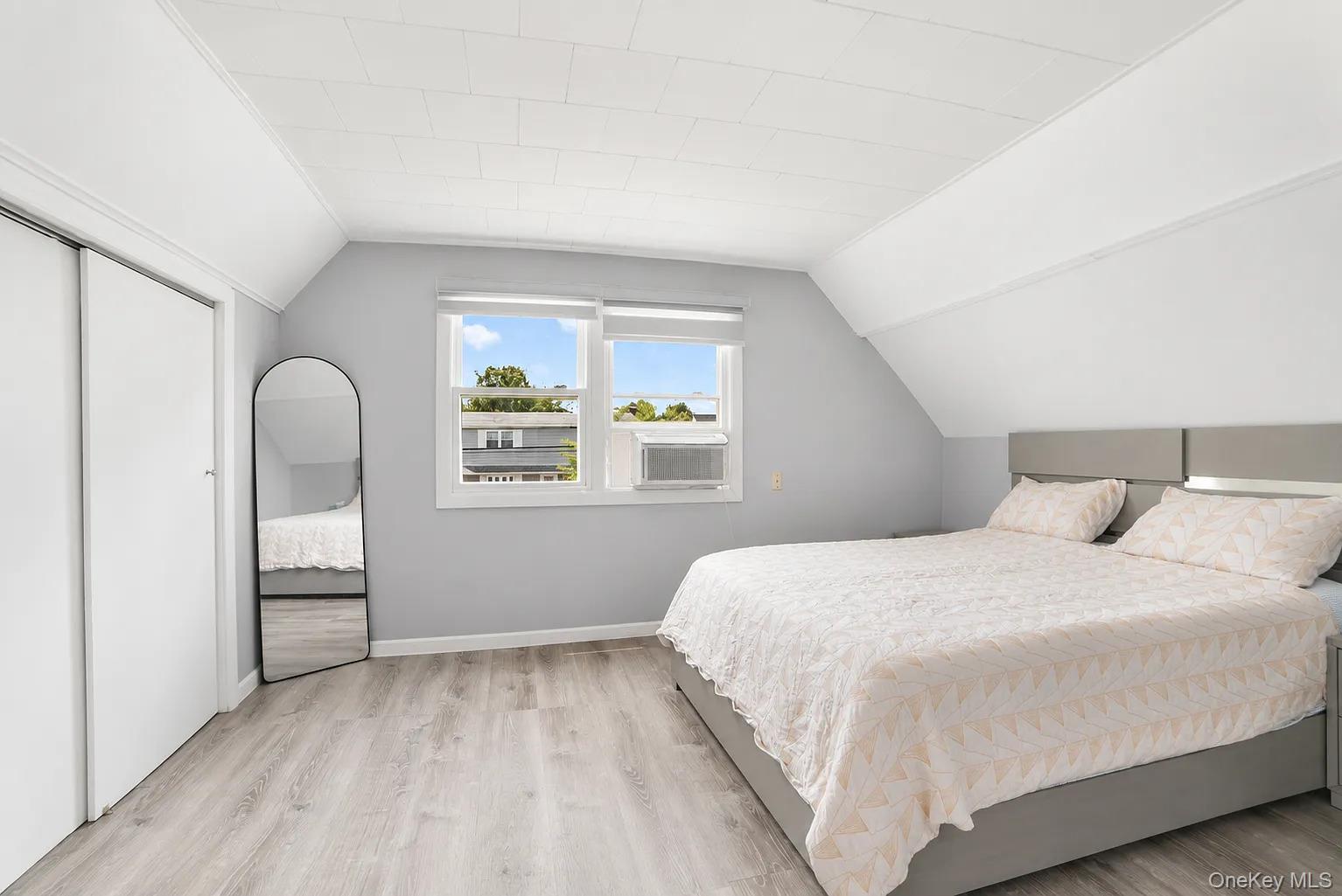 1042 N 7th Street – For Rent photo 10