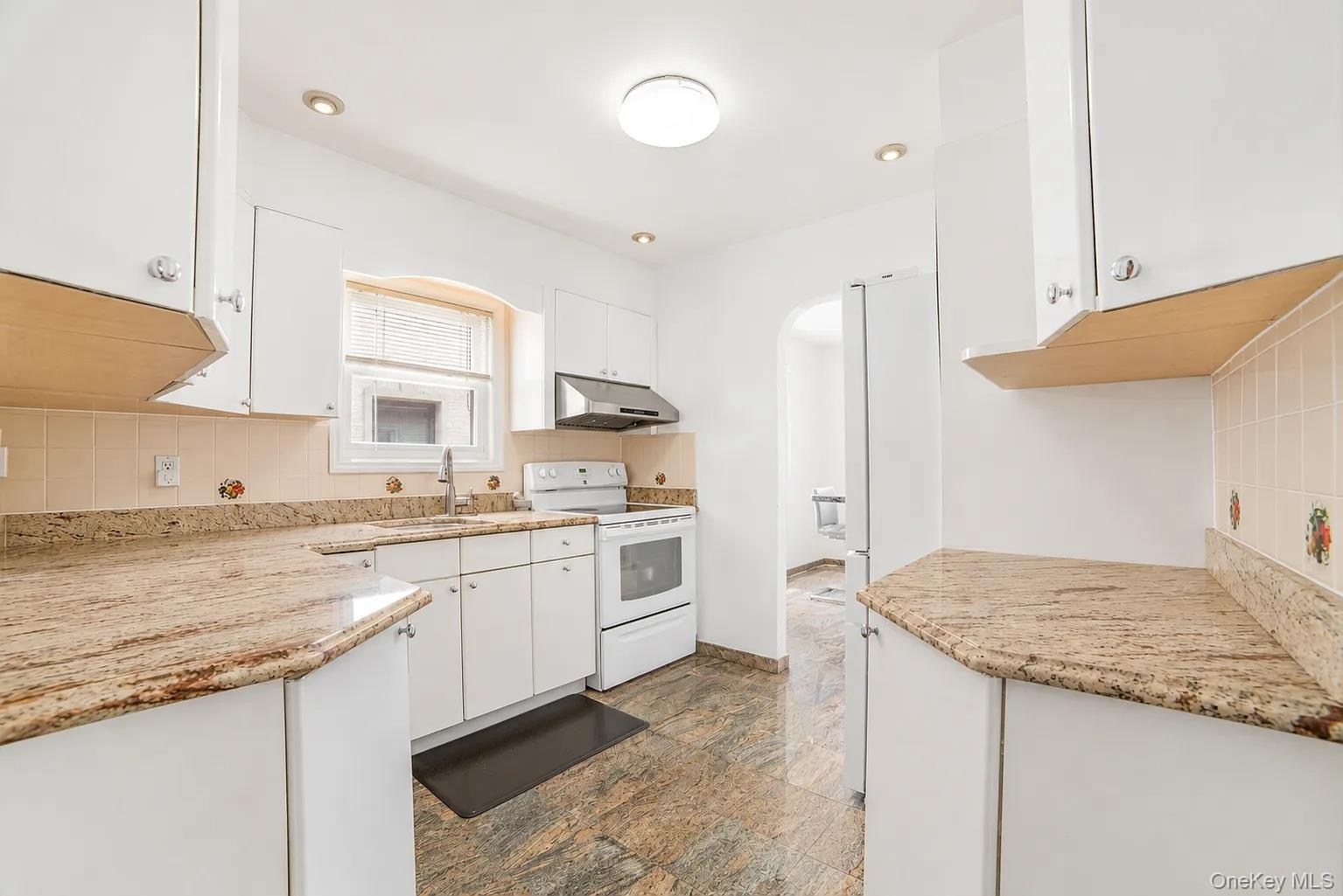 1042 N 7th Street – For Rent photo 4