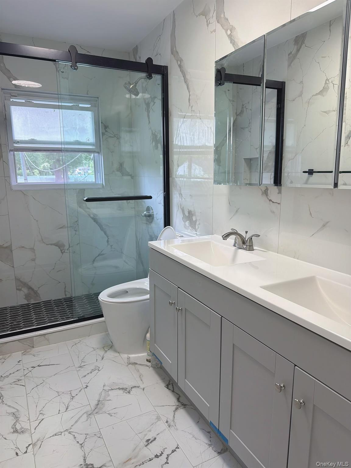 10 Kings Park Road – For Rent photo 9