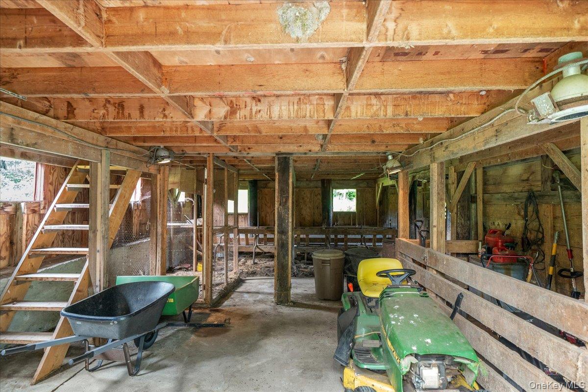 112 Onderdonk Road – For Sale photo 35