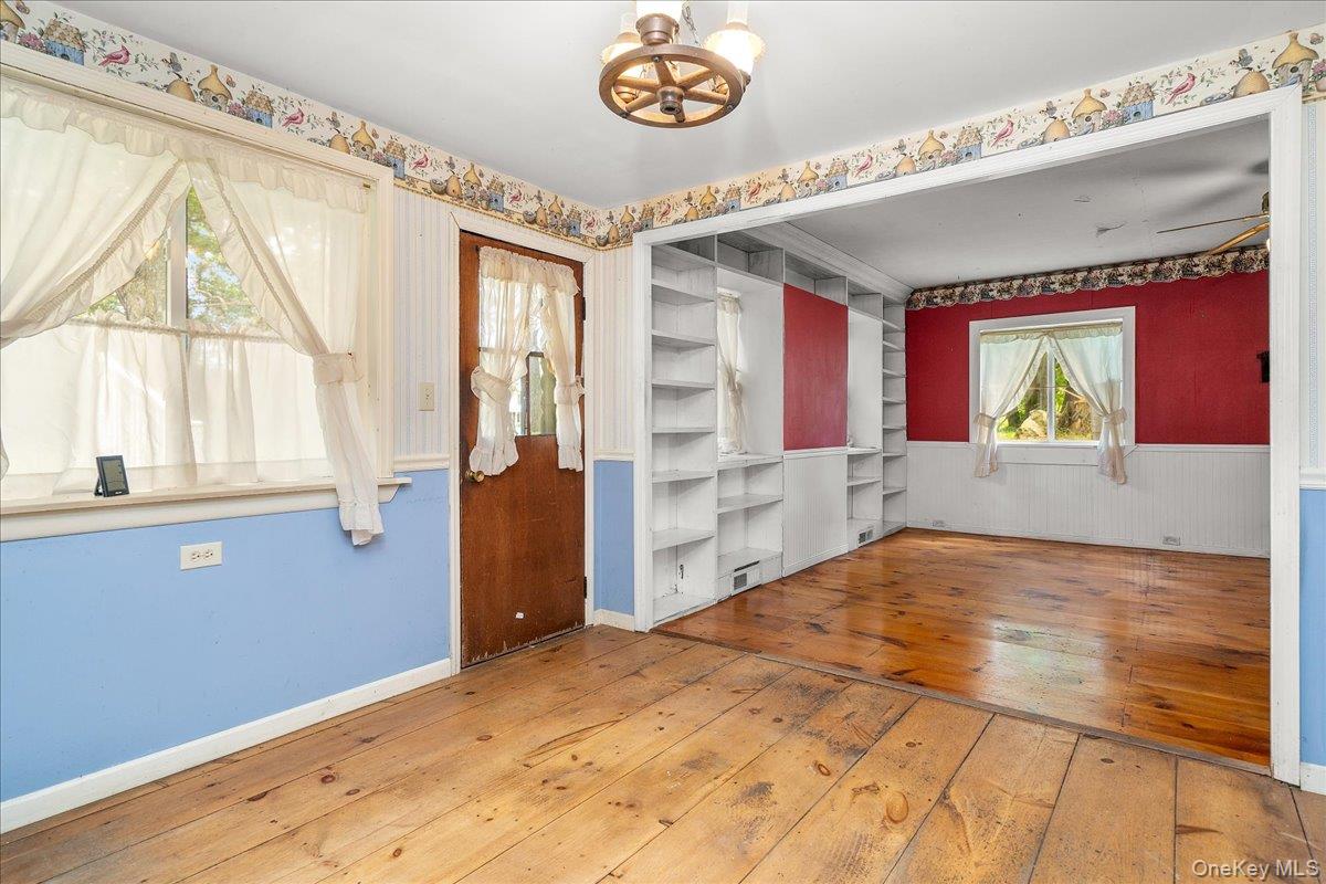 112 Onderdonk Road – For Sale photo 12