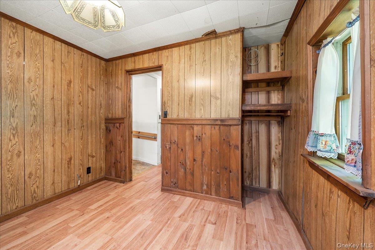 112 Onderdonk Road – For Sale photo 26