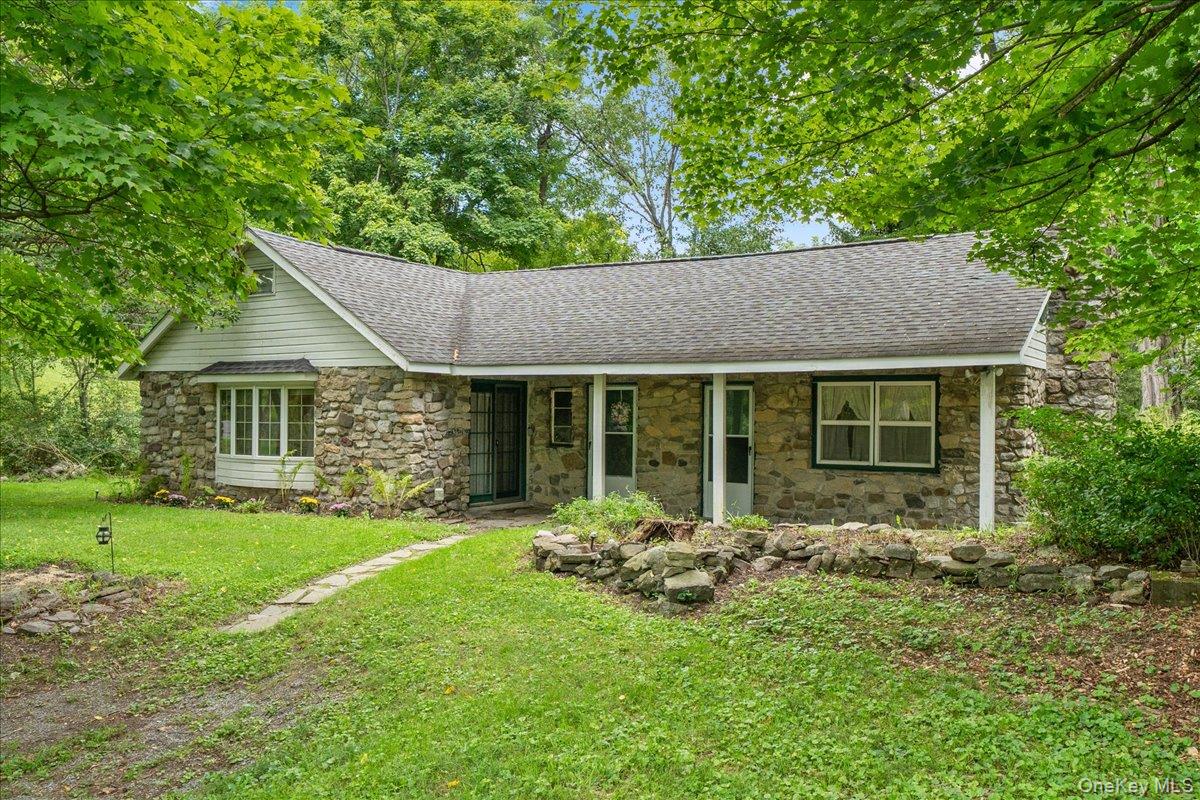 112 Onderdonk Road – For Sale