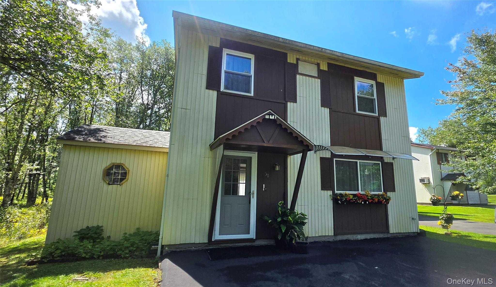 51 Peter Way – For Sale