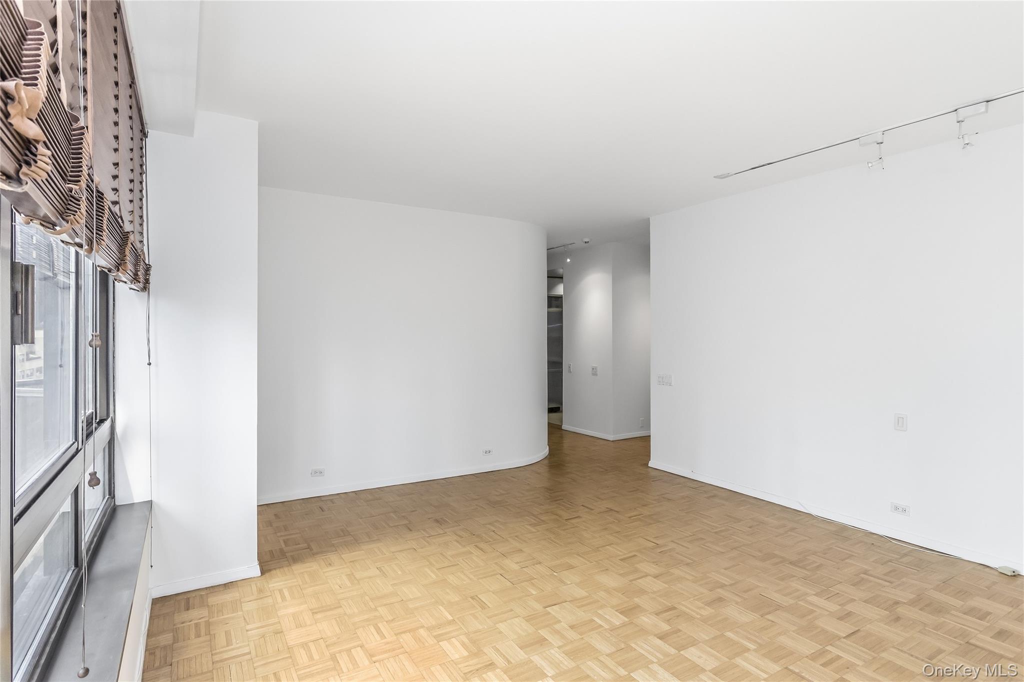 100 United Nations Plaza – For Sale photo 4