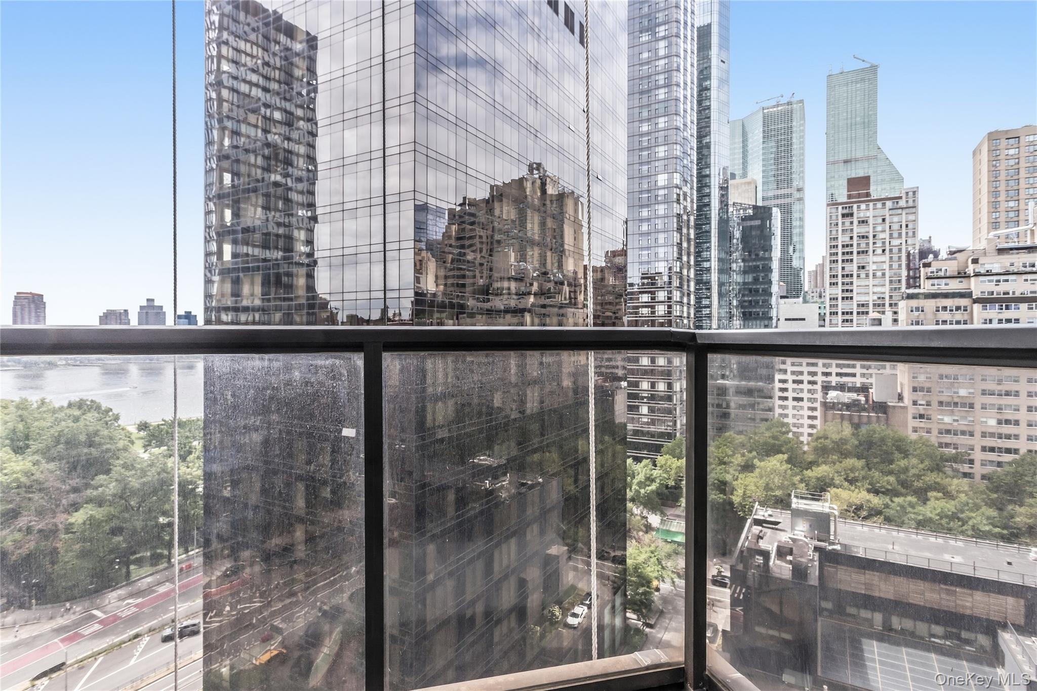 100 United Nations Plaza – For Sale photo 14