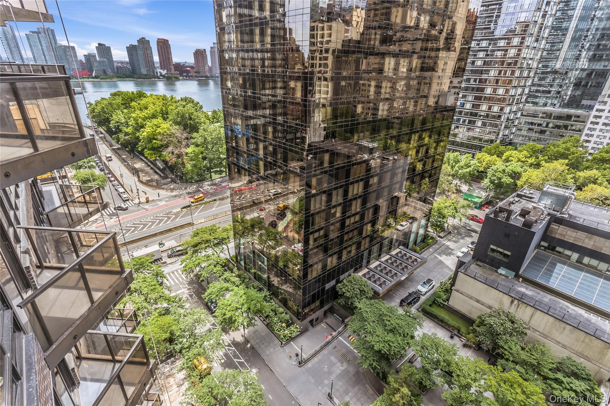 100 United Nations Plaza – For Sale photo 16
