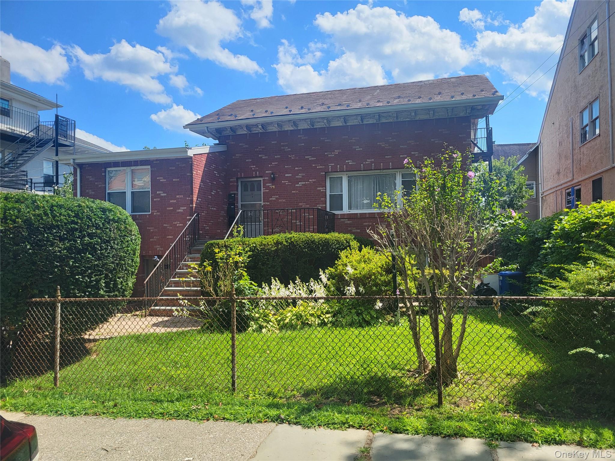 28 Primrose Avenue, Unit 3